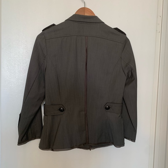 Beautiful greyish green military style blazer - Picture 4 of 5